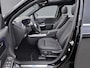 Mercedes-Benz EQB 250+ Business Solution Luxury 71 kWh | Panoramadak | Dodehoekassistent | Stoelverwarming | Sfeerverlichting | Apple CarPlay | Android Auto | Verschuifbare Stoelen Achter | Elektrische Achterklep | Elektrisch Inklapbare Buitenspiegels | Achteruitrijcamera | Parkeersensoren