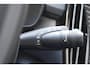Volvo XC40 T3 163PK Inscription Automaat / Adaptive Cruise Control / Stuur- & Stoelverwarming / Elektrische achterklep / Achteruitrijcamera / Trekhaak elektrisch uitklapbaar / 19" velgen / Parkeersensoren V+A