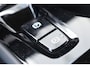 Volvo XC40 T3 163PK Inscription Automaat / Adaptive Cruise Control / Stuur- & Stoelverwarming / Elektrische achterklep / Achteruitrijcamera / Trekhaak elektrisch uitklapbaar / 19" velgen / Parkeersensoren V+A