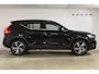Volvo XC40 T3 163PK Inscription Automaat / Adaptive Cruise Control / Stuur- & Stoelverwarming / Elektrische achterklep / Achteruitrijcamera / Trekhaak elektrisch uitklapbaar / 19" velgen / Parkeersensoren V+A