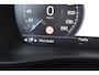 Volvo XC40 T3 163PK Inscription Automaat / Adaptive Cruise Control / Stuur- & Stoelverwarming / Elektrische achterklep / Achteruitrijcamera / Trekhaak elektrisch uitklapbaar / 19" velgen / Parkeersensoren V+A