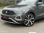 Volkswagen T-Roc 1.5 TSI DSG PANO IQ LANE KEYLESS R-LINE