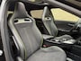 Kia EV6 GT AWD 77.4 kWh | SOH 97% | Panoramadak | 360 camera | Head up | Sportstoelen | Meridian audio | Stoel&stuurverwarming | 20 inch velgen | Sfeerverlichting | Adaptieve cruise | Full-LED | DAB | Apple CarPlay | Dodehoekdetectie | Elektrische achterklep | Volledig onderhouden | Fabrieksgarantie