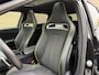 Kia EV6 GT AWD 77.4 kWh | SOH 97% | Panoramadak | 360 camera | Head up | Sportstoelen | Meridian audio | Stoel&stuurverwarming | 20 inch velgen | Sfeerverlichting | Adaptieve cruise | Full-LED | DAB | Apple CarPlay | Dodehoekdetectie | Elektrische achterklep | Volledig onderhouden | Fabrieksgarantie