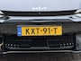 Kia EV6 GT AWD 77.4 kWh | SOH 97% | Panoramadak | 360 camera | Head up | Sportstoelen | Meridian audio | Stoel&stuurverwarming | 20 inch velgen | Sfeerverlichting | Adaptieve cruise | Full-LED | DAB | Apple CarPlay | Dodehoekdetectie | Elektrische achterklep | Volledig onderhouden | Fabrieksgarantie