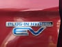 Mitsubishi Outlander 2.4 PHEV Intense ✓1e Eigenaar✓Trakhaak✓SOH 67%✓Carplay✓Camera✓Alcantara-Leder✓Stoelverw-Stoelverkoeling✓Clima✓Cruise✓Pdc V+A✓Keyless✓Net beurt gehad✓18" Lmv✓N.A.P✓Apk tot 10-2027