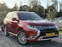 Mitsubishi Outlander 2.4 PHEV Intense ✓1e Eigenaar✓Trakhaak✓SOH 67%✓Carplay✓Camera✓Alcantara-Leder✓Stoelverw-Stoelverkoeling✓Clima✓Cruise✓Pdc V+A✓Keyless✓Net beurt gehad✓18" Lmv✓N.A.P✓Apk tot 10-2027