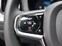 Volvo XC60 2.0 T6 R-Design AWD 398PK Long Range | Pano | Orrefors | 360 | Harmon Kardon | Keyless | ACC | Stoelverwarming voor+achter | Memory | Leder | Carplay | Trekhaak | Stuurwielverwarming | Digital Dash | Full Black | 21'' | Ambient | Led