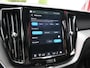 Volvo XC60 2.0 T6 R-Design AWD 398PK Long Range | Pano | Orrefors | 360 | Harmon Kardon | Keyless | ACC | Stoelverwarming voor+achter | Memory | Leder | Carplay | Trekhaak | Stuurwielverwarming | Digital Dash | Full Black | 21'' | Ambient | Led