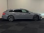 Volkswagen Arteon Shooting Brake 2.0 TSI 4 MOTION R 2022 320PK NARDO/KEYLESS/MATRIX/PANO/SIDE/ACC/LANE/CARPLAY/NIEUWSTAAT