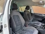 Volkswagen Golf Variant 1.4 TSI R-line | 150pk | DSG | Camera | Lich+Zicht | App Connect | Xenon | Ambient | Navi | Winter Pakket