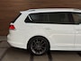 Volkswagen Golf Variant 1.4 TSI R-line | 150pk | DSG | Camera | Lich+Zicht | App Connect | Xenon | Ambient | Navi | Winter Pakket