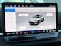 Volkswagen T-Roc 1.5 eTsi 2x R-Line First Edition Black Style Head up Display / Trekhaak / Panoramadak