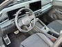 Volkswagen T-Roc 1.5 eTsi 2x R-Line First Edition Black Style Head up Display / Trekhaak / Panoramadak