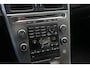 Volvo XC60 2.4D Momentum Dakspoiler Multifunctioneel stuurwiel Emergency braking Parkeersensoren achter
