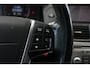 Volvo XC60 2.4D Momentum Dakspoiler Multifunctioneel stuurwiel Emergency braking Parkeersensoren achter
