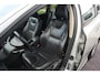 Volvo XC60 2.4D Momentum Dakspoiler Multifunctioneel stuurwiel Emergency braking Parkeersensoren achter