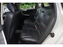 Volvo XC60 2.4D Momentum Dakspoiler Multifunctioneel stuurwiel Emergency braking Parkeersensoren achter