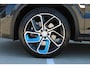 Lynk & Co 01 | Wordt verwacht! | Panoramadak | Achteruitrijcamera | Elektrische bestuurdersstoel met geheugen | Stoelverwarming | Actieve bochtverlichting | Adaptieve Cruise Control | Stuurassistent | Lane Assist | Navigatie | Elektrische Achterklep | Keyless Entry | Dodehoekassistent