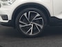 Volvo XC40 T5 Recharge R-Design PHEV 262pk | Panodak | Adaptive Cruise | Camera | Alcantara Sportstoelen Memory & Verwarmd | Stuur Verwarmd | Keyless | BLIS | Apple Carplay | Navigatie | DAB | 20"L.M | Plug in Hybrid |