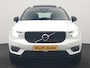 Volvo XC40 T5 Recharge R-Design PHEV 262pk | Panodak | Adaptive Cruise | Camera | Alcantara Sportstoelen Memory & Verwarmd | Stuur Verwarmd | Keyless | BLIS | Apple Carplay | Navigatie | DAB | 20"L.M | Plug in Hybrid |