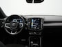 Volvo XC40 T5 Recharge R-Design PHEV 262pk | Panodak | Adaptive Cruise | Camera | Alcantara Sportstoelen Memory & Verwarmd | Stuur Verwarmd | Keyless | BLIS | Apple Carplay | Navigatie | DAB | 20"L.M | Plug in Hybrid |