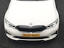 BMW 3-Serie Touring 330e Sportline PHEV 293pk | Trekhaak Af Fabriek | Adaptive Cruise | Head Up | 360 Camera | Lederen Sportstoelen Verwarmd | BLIS | Apple Carplay | Navigatie | DAB | Plug In Hybrid |