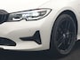 BMW 3-Serie Touring 330e Sportline PHEV 293pk | Trekhaak Af Fabriek | Adaptive Cruise | Head Up | 360 Camera | Lederen Sportstoelen Verwarmd | BLIS | Apple Carplay | Navigatie | DAB | Plug In Hybrid |