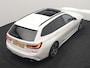 BMW 3-Serie Touring 330e M Sport PHEV 293pk Dealer O.H. | Panodak | Laser LED | Head Up | Adaptief Onderstel | Camera | Lederen Sportstoelen & Stuur Verwarmd | Sfeerverlichting | Keyless | BLIS | Apple Carplay | Virtual | Navigatie | DAB | Plug In Hybrid |