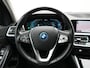 BMW 3-Serie Touring 330e Sportline PHEV 293pk Dealer O.H | Trekhaak Af Fabriek | Camera | Cruise Control | Lederen Sportstoelen Verwarmd | Apple Carplay | Virtual | Navigatie | Sfeerverlichting | DAB | 17"L.M |