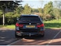 BMW 5-Serie Touring 530e Business Edition Plus | M-Pakket | Panoramadak | Trekhaak | Camera | Sfeerverlichting | NL-Auto |