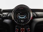 MINI Cooper 3-Deurs 1.5 Serious Business Cruise controle, airco en licht metalen wielen