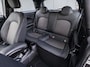 MINI Cooper 3-Deurs 1.5 Serious Business Cruise controle, airco en licht metalen wielen