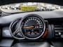 MINI Cooper 3-Deurs 1.5 Serious Business Cruise controle, airco en licht metalen wielen