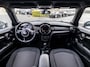 MINI Cooper 3-Deurs 1.5 Serious Business Cruise controle, airco en licht metalen wielen