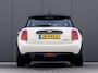 MINI Cooper 3-Deurs 1.5 Serious Business Cruise controle, airco en licht metalen wielen