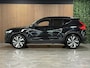 Volvo XC40 T4 Recharge R-Design T4 Recharge R-Design | Bestuurdersstoel elektrisch geheugen | Adaptieve Cruise Control | Stoel en Stuurwielverwarming | Parkeercamera | Standkachel met Volvo On Call App | Pilot Assist | BLIS Dode Hoek Detectie | Parkeersensoren voor+achter | Passagiersstoel elektrisch | 20 Inch | Zitting velenging voorstoelen | Keyless Drive | Climate Control L+R | Regensensor | Privacy Glass | Automatisch dimmende binnen en buitenspiegels | Elektrisch bedienbare achterklep | DAB Radio | Apple Carplay/Android Auto | Volvo On Call met mobiele App functie | Onyx Black Metallic |
