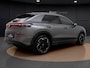 Volkswagen T-Roc 1.5 eTSI R-Line | Camera | Side Assist | ACC | Elek. Achterklep | Stuur-/Stoelverwarming | Matrix LED | Spiegelpakket | 19'' |