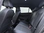 Volkswagen T-Roc 1.5 eTSI R-Line | Camera | Side Assist | ACC | Elek. Achterklep | Stuur-/Stoelverwarming | Matrix LED | Spiegelpakket | 19'' |