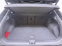 Volkswagen T-Roc 1.5 eTSI R-Line | Camera | Side Assist | ACC | Elek. Achterklep | Stuur-/Stoelverwarming | Matrix LED | Spiegelpakket | 19'' |