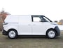 Volkswagen ID. Buzz Cargo Economy Limited Edition Elektromotor 286PK 79 kWh | Grote accu | December rijden | Navigatie via Apple Carplay - Android Auto | Trekhaak | Achterdeuren | ACC | LED | DAB+ |