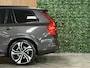 Volvo XC90 T8 AWD Recharge Ultra Dark | Vol! | Luchtvering | Stoelventilatie | Trekhaak | 360 Camera | Head-Up Display | Stoelmassage | 455pk | Harman Kardon | Adaptieve Cruise Control | Stoelverwarming voor+achter | Stuurwielverwarming | Schuifdak | 22 Inch | Full LED Meesturende koplampen | Pilot Assist | BLIS Dode Hoek Detectie | Alcantara hemelbekleding | Lederen handgrepen en zonnekleppen | Elektrische voorstoelen geheugen | Nappa Lederen bekleding | Zitting verlenging voorstoelen | Lederen Dashboard | Google Infotainment | Keyless Drive | Parkeersensoren voor+achter | Privacy Glass | Elektrisch bedienbare achterklep | Geïntegreerde zongordijnen achterportieren | Geïntegreerd kinderzitje achterin | Verlichte instaplijsten | 7-Persoons | 4-Zone Climate Control | DAB Radio | Apple Carplay/Android Auto | Draadloos telefoon opladen | Volvo On Call met mobiele App functie | Platinum Grey Metallic |
