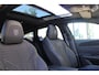 Peugeot 308 SW 1.2 Hybrid 145 e-DCS6 GT | Automaat | Panorama/schuifdak | Navigatie | Camera | Trekhaak | Nieuw model |