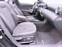 Mercedes-Benz CLA 250 e Business Solution AMG Trekhaak | AMG Line | Night Pakket | Panorama Schuif-Kanteldak | Parkeerpakket met achteruitrijcamera | Sfeerverlichting. Inclusief 24 maanden MB Certified garantie voor Europa.
