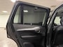 Volvo XC90 T8 AWD Recharge Ultra Ultimate Bright | Bowers & Wilkins | Luchtvering | Trekhaak | 360 Camera | Head-Up Display | 455pk | Adaptieve Cruise Control | Stoelverwarming voor+achter | Stuurwielverwarming | Schuifdak | 22 Inch | Full LED  Meesturende koplampen | Standkachel met Volvo On Call App | Pilot Assist | BLIS Dode Hoek Detectie | Alcantara hemelbekleding | Lederen handgrepen en zonnekleppen | Elektrische voorstoelen geheugen | Nappa Lederen bekleding | Zitting verlenging voorstoelen | Lederen Dashboard | Google Infotainment | Keyless Drive | Parkeersensoren voor+achter | Privacy Glass | Elektrisch bedienbare achterklep | Geïntegreerde zongordijnen achterportieren | Geïntegreerd kinderzitje achterin | 7-Persoons | 4-Zone Climate Control | DAB Radio | Apple Carplay/Android Auto | Draadloos telefoon opladen | Volvo On Call met mobiele App functie | Platinum Grey Metallic |
