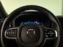 Volvo XC60 T6 AWD Recharge Plus Dark | Trekhaak | Harman Kardon | Adaptieve Cruise Control | Stoelverwarming voor+achter | Stuurwielverwarming | Full LED Meesturende koplampen | Parkeercamera | Pilot Assist | BLIS Dode Hoek Detectie | Standkachel met Volvo On Call App | Elektrische voorstoelen geheugen | R-Design Contour stoelen met wit stiksel en bies | Zitting verlenging voorstoelen | Schuifdak | 21 Inch | Google Infotainment | Keyless Drive | Parkeersensoren voor+achter | Elektrisch bedienbare achterklep | DAB Radio | Apple Carplay/Android Auto | Draadloos telefoon opladen | Volvo On Call met mobiele App functie | Silver Dawn Metallic |