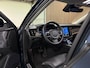 Volvo V90 T8 AWD Recharge Ultimate Dark | Bowers & Wilkins | Luchtvering | Stoelventilatie | Schuifdak | Head-Up Display | Stoelmassage | 455pk | Adaptieve Cruise Control | Stoelverwarming voor+achter | Stuurwielverwarming | 20 Inch | Full LED  Meesturende koplampen | Parkeercamera | Pilot Assist | BLIS Dode Hoek Detectie | Elektrische voorstoelen geheugen | Nappa Lederen bekleding | Zitting verlenging voorstoelen | Lederen Dashboard | Google Infotainment | Keyless Drive | Parkeersensoren voor+achter | Privacy Glass | Elektrisch bedienbare achterklep | Geïntegreerde zongordijnen achterportieren | DAB Radio | Apple Carplay/Android Auto | Volvo On Call met mobiele App functie | Denim Blue Metallic |