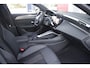 Peugeot e-308 SW GT 54 kWh | 360° CAMERA | ELEKTRISCHE STOEL VERSTELLING MET MASAGE FUNTIE | VOORSTOELEN VERWARMD | ALCANTARA BEKLEDING | DRAADLOZE APPLE CARPLAY/ANDROID AUTO | DAB+ RADIO | ADAPTIVE CRUISE CONTROL | 17" LICHTMETALEN VELGEN | CLIMATE CONTROL | ELEKTRISCH BEDIENBARE ACHTERKLEP |