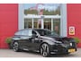 Peugeot e-308 SW GT 54 kWh | 360° CAMERA | ELEKTRISCHE STOEL VERSTELLING MET MASAGE FUNTIE | VOORSTOELEN VERWARMD | ALCANTARA BEKLEDING | DRAADLOZE APPLE CARPLAY/ANDROID AUTO | DAB+ RADIO | ADAPTIVE CRUISE CONTROL | 17" LICHTMETALEN VELGEN | CLIMATE CONTROL | ELEKTRISCH BEDIENBARE ACHTERKLEP |