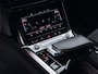 Audi Q8 e-tron 50 quattro S Edition 95 kWh | Pano dak | Trekhaak | 21" | Stuur-/Stoelverwarming | S-line